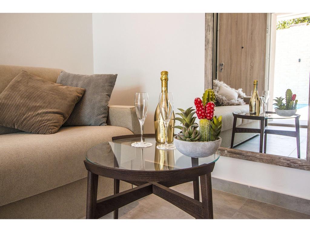 Luxury Rooms Pino Split Exterior photo