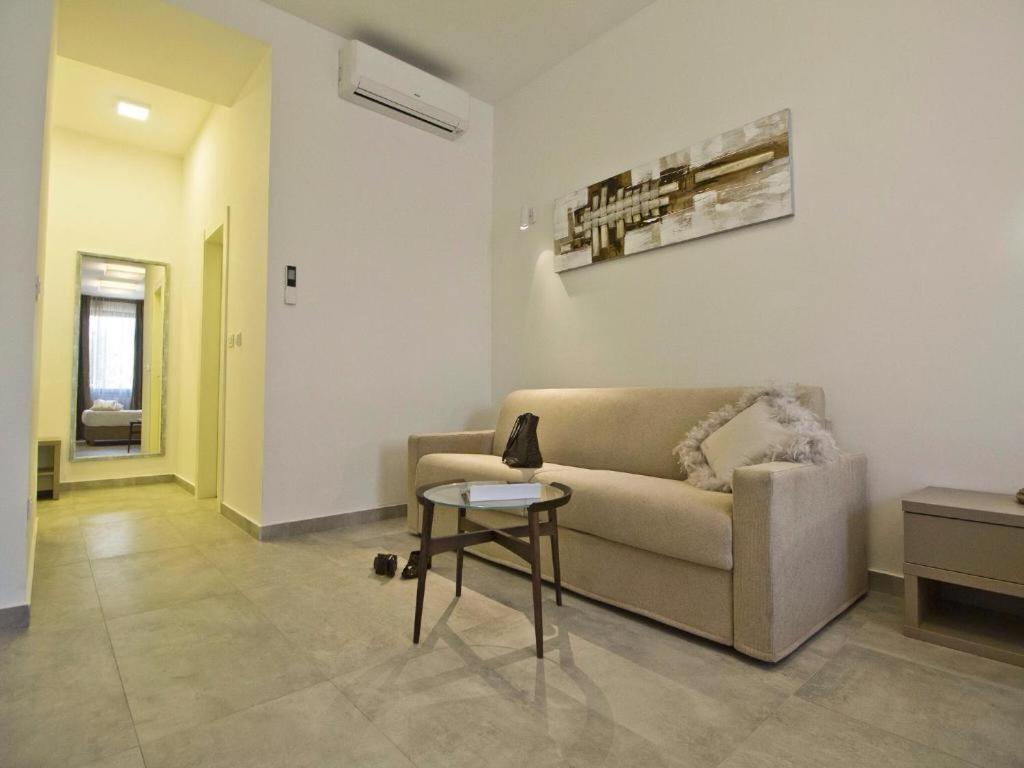 Luxury Rooms Pino Split Exterior photo