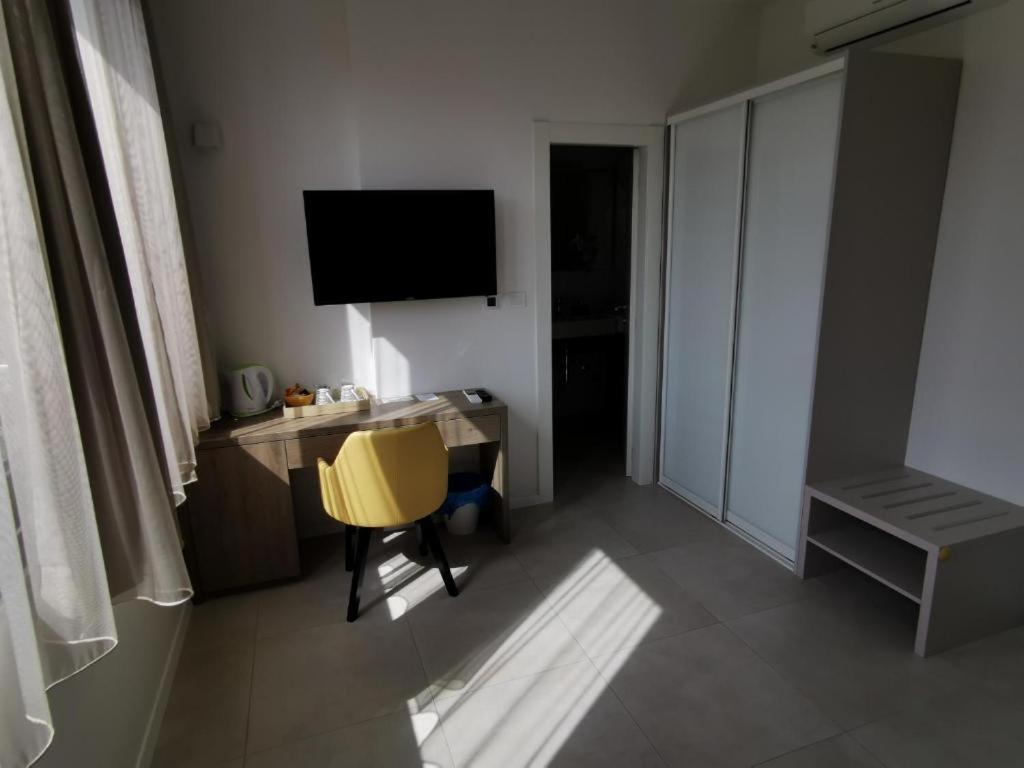Luxury Rooms Pino Split Exterior photo
